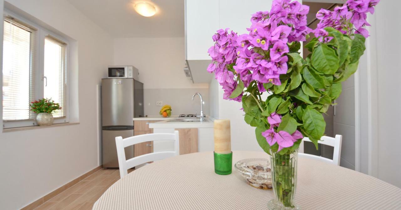 Apartmani Cesarec Basina 외부 사진