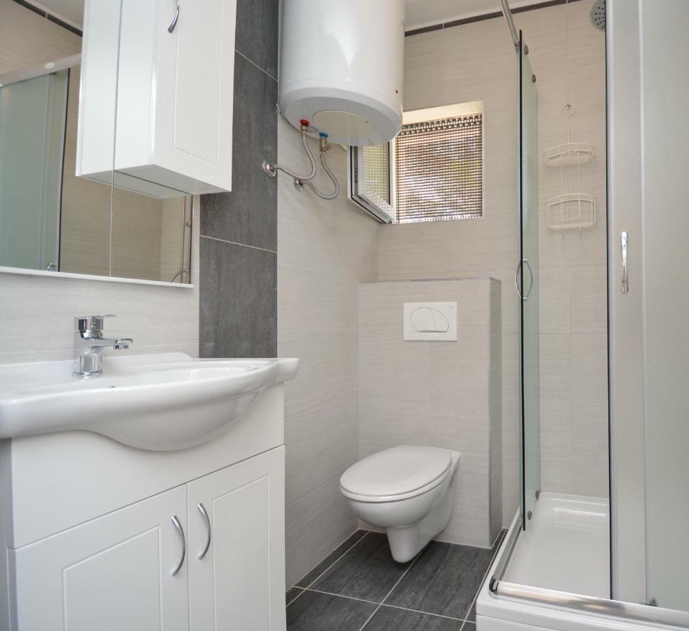 Apartmani Cesarec Basina 외부 사진